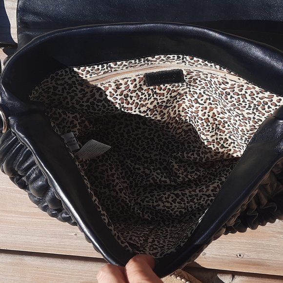 Purse - Picture 5 of 7